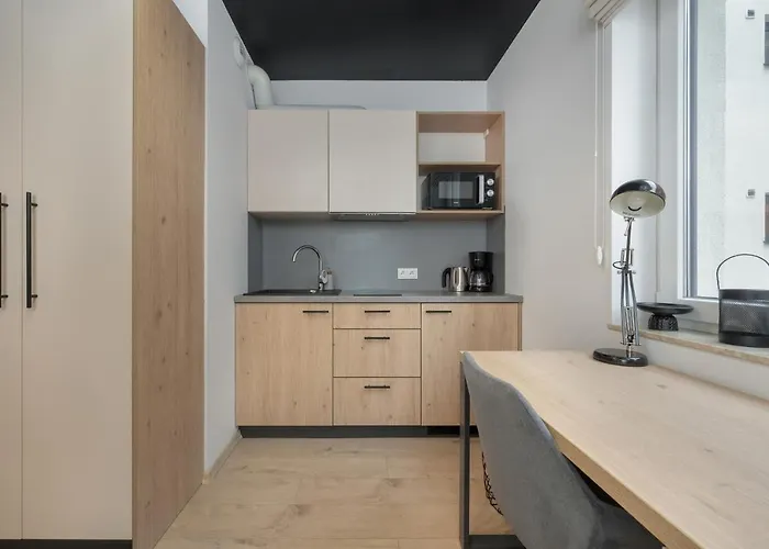 Appartement Trendy With Office Near Main Station By Renters