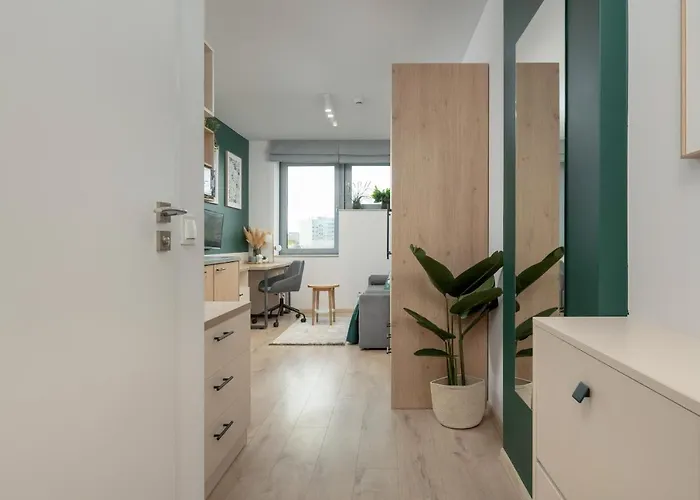 Trendy With Office Near Main Station By Renters Wrocław