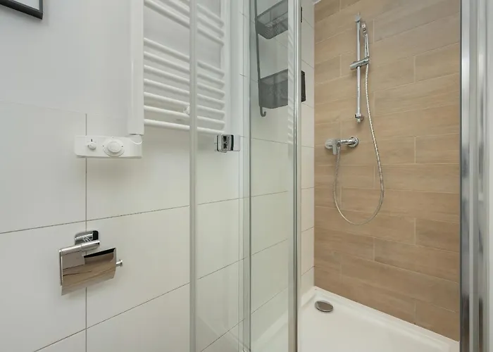 Appartement Trendy With Office Near Main Station By Renters