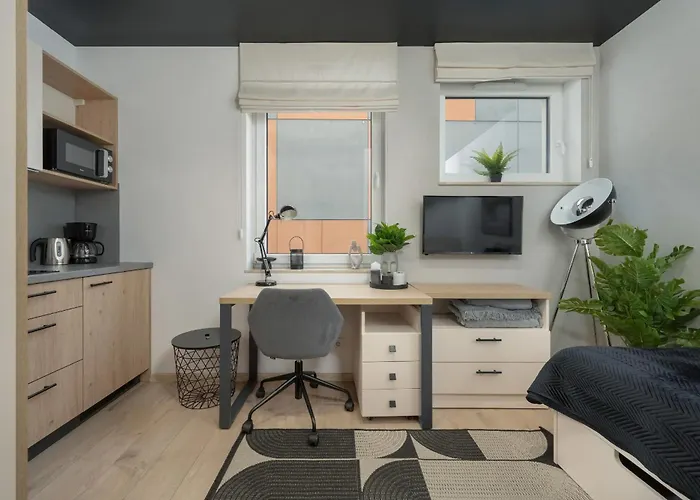 Trendy With Office Near Main Station By Renters Wrocław