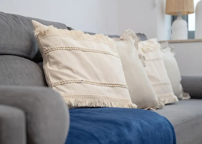 Trendy With Office Near Main Station By Renters Appartement