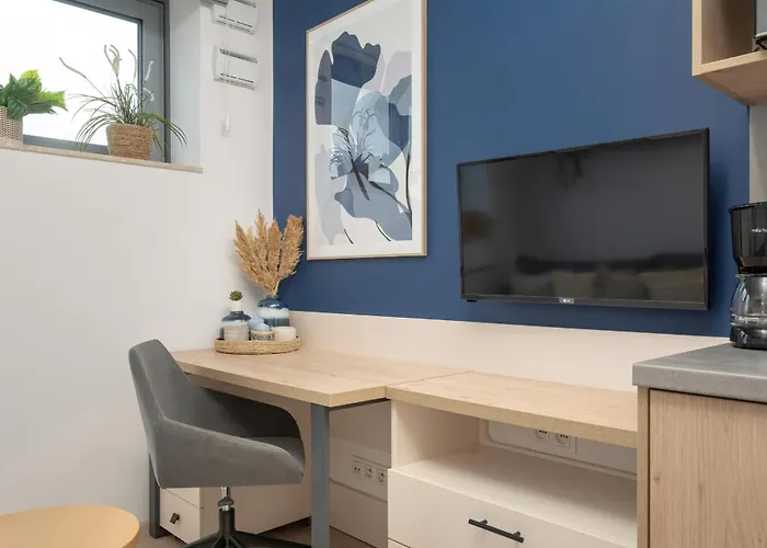 Trendy With Office Near Main Station By Renters Appartement Wrocław